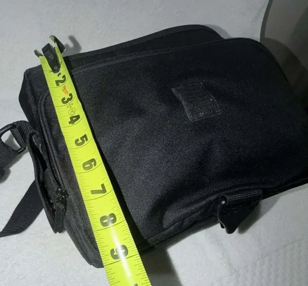 Tamrac Rally Black Canvas Shoulder Messenger Camera Bag